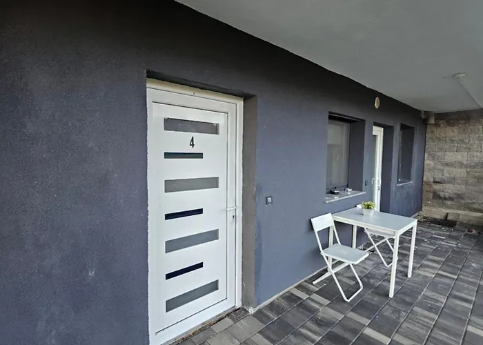 Min & * לובליאנה