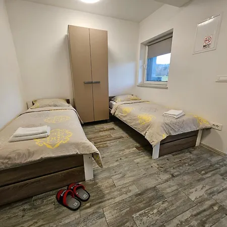 Min 4 & Apartmán